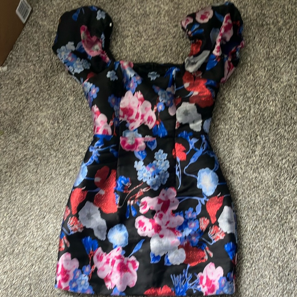 Lulu’s Floral Puff Sleeve Mini Dress